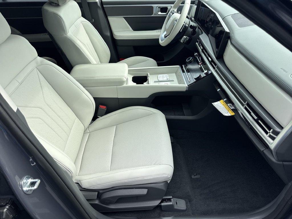 New 2026 Gray Hyundai SEL FWD image 13