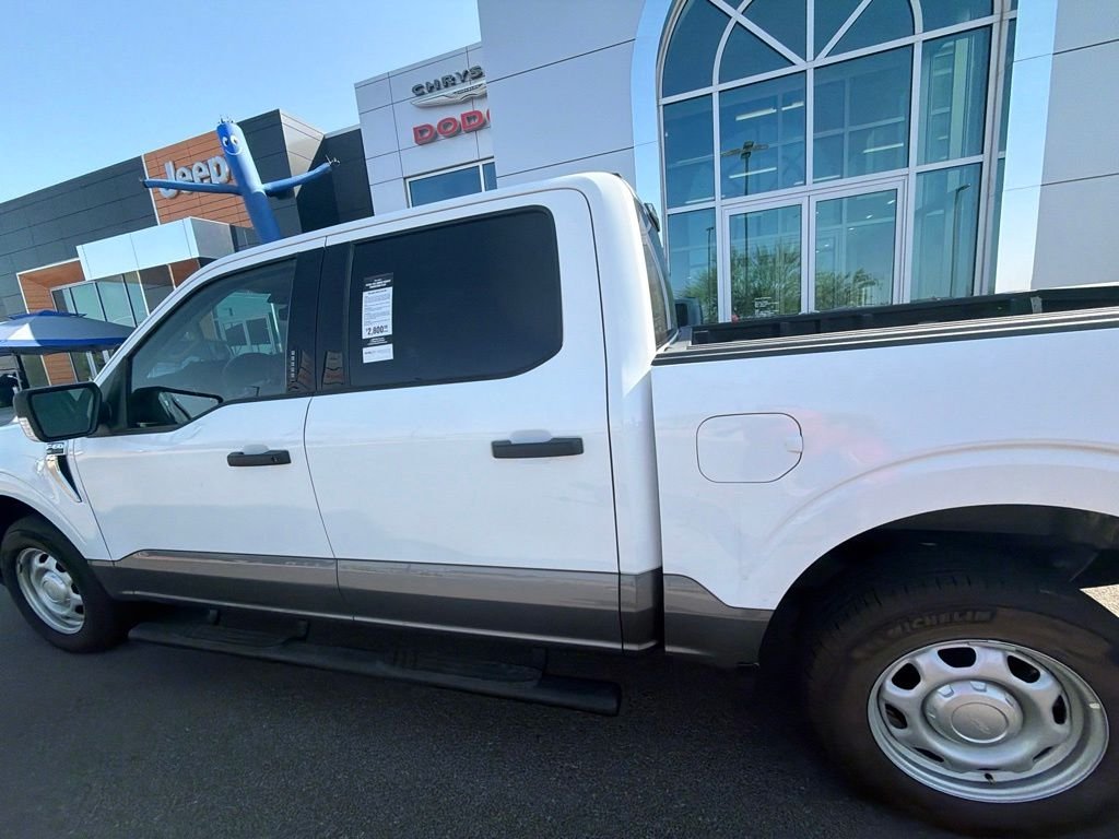 Used 2021 White Ford XLT image 22