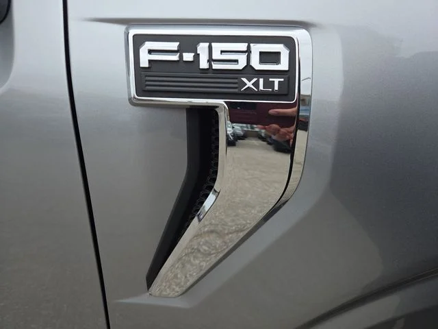 Used 2025 Silver Ford XLT image 16