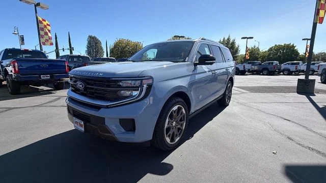 2027 Ford Expedition King Ranch