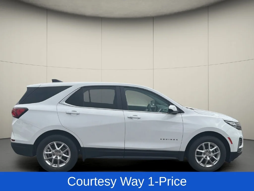 Used 2024 White Chevrolet LT image 11