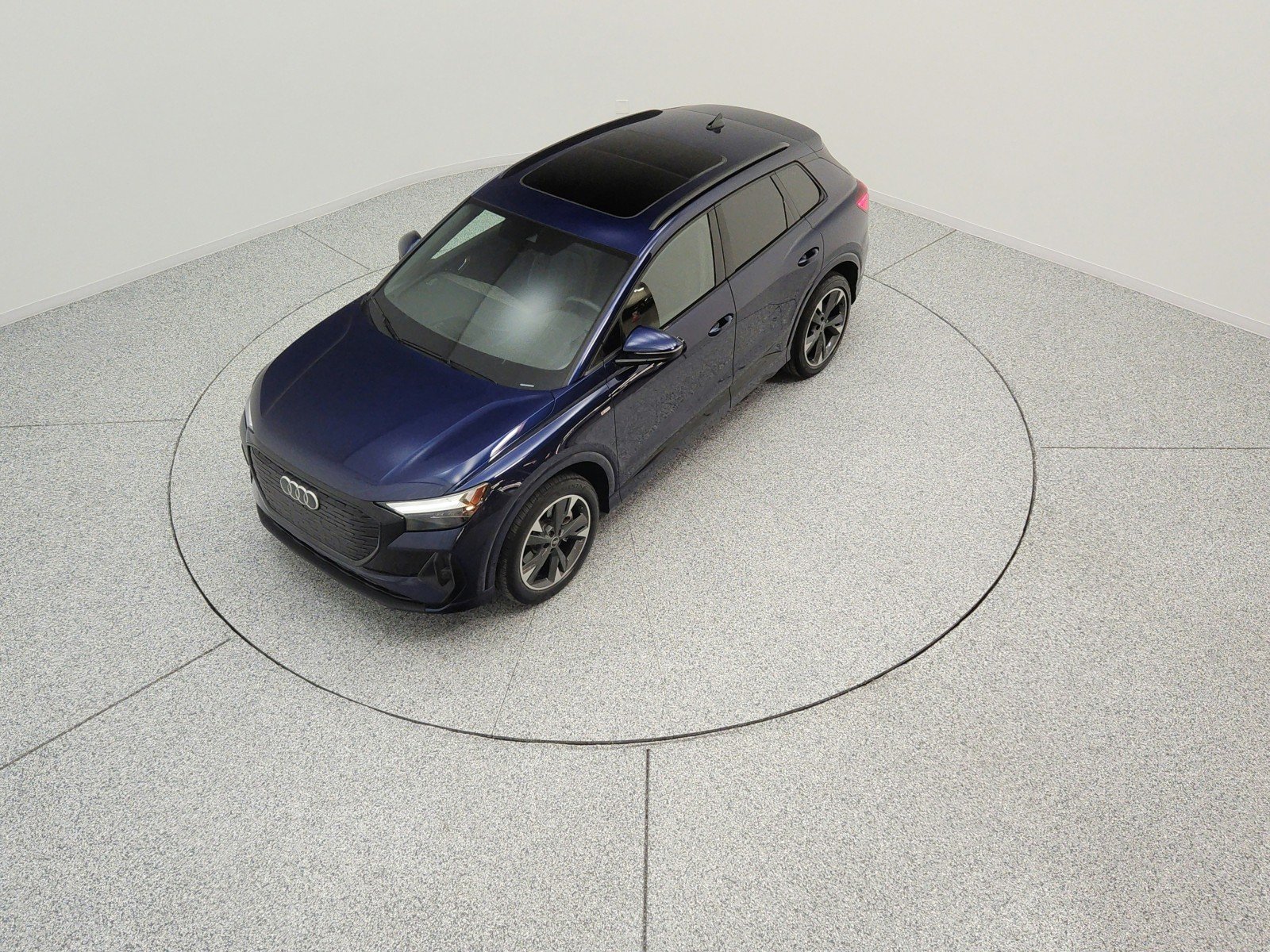 Used 2023 Navarra Blue Metallic Audi Premium Plus 50 quattro image 9