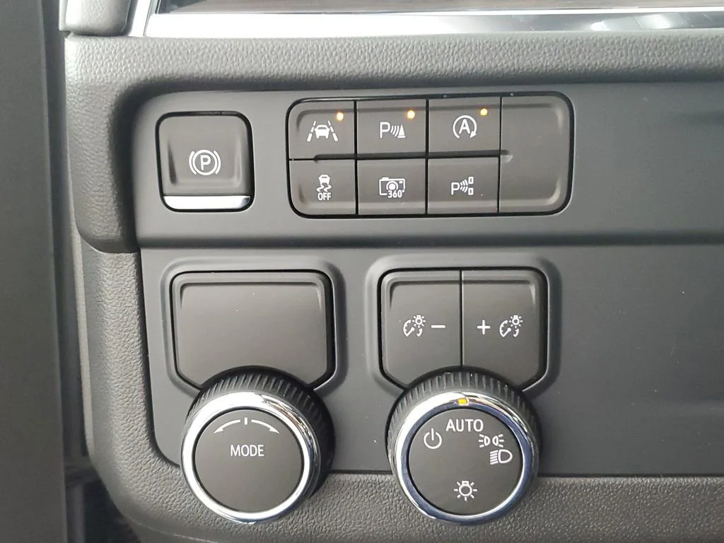2026 Chevrolet Tahoe LS - Photo 25