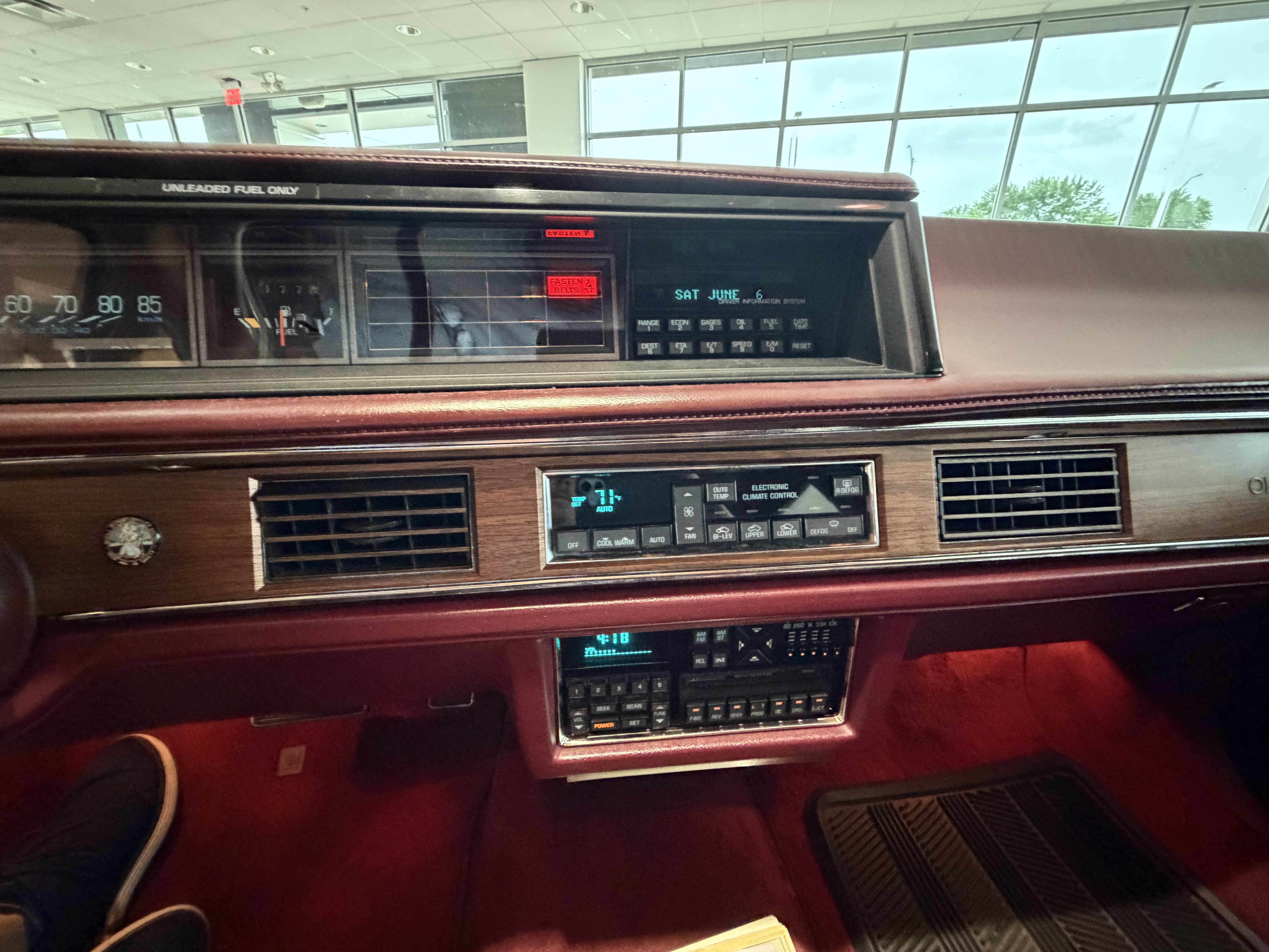 Used 1989 Burgandy Oldsmobile Regency Brougham image 13
