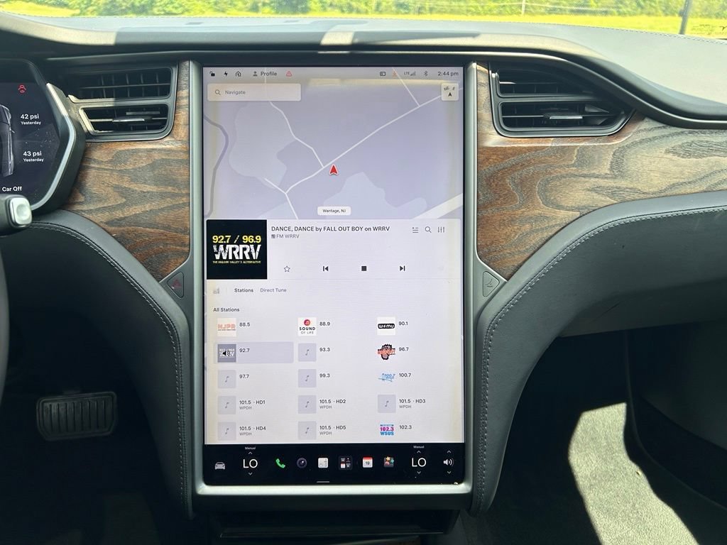Used 2018 Gray Tesla 75D image 28