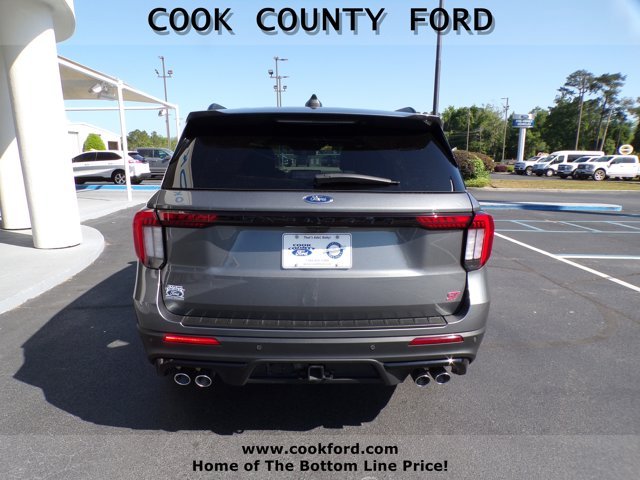 Used 2025 Carbonized Gray Metallic Ford ST image 10