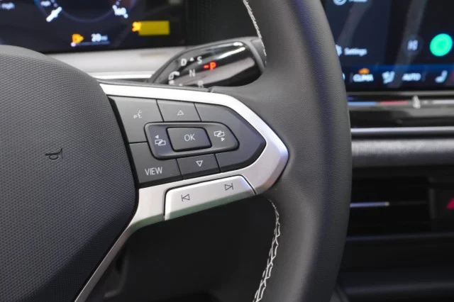New 2026 Platinum Gray Metallic Volkswagen S image 24