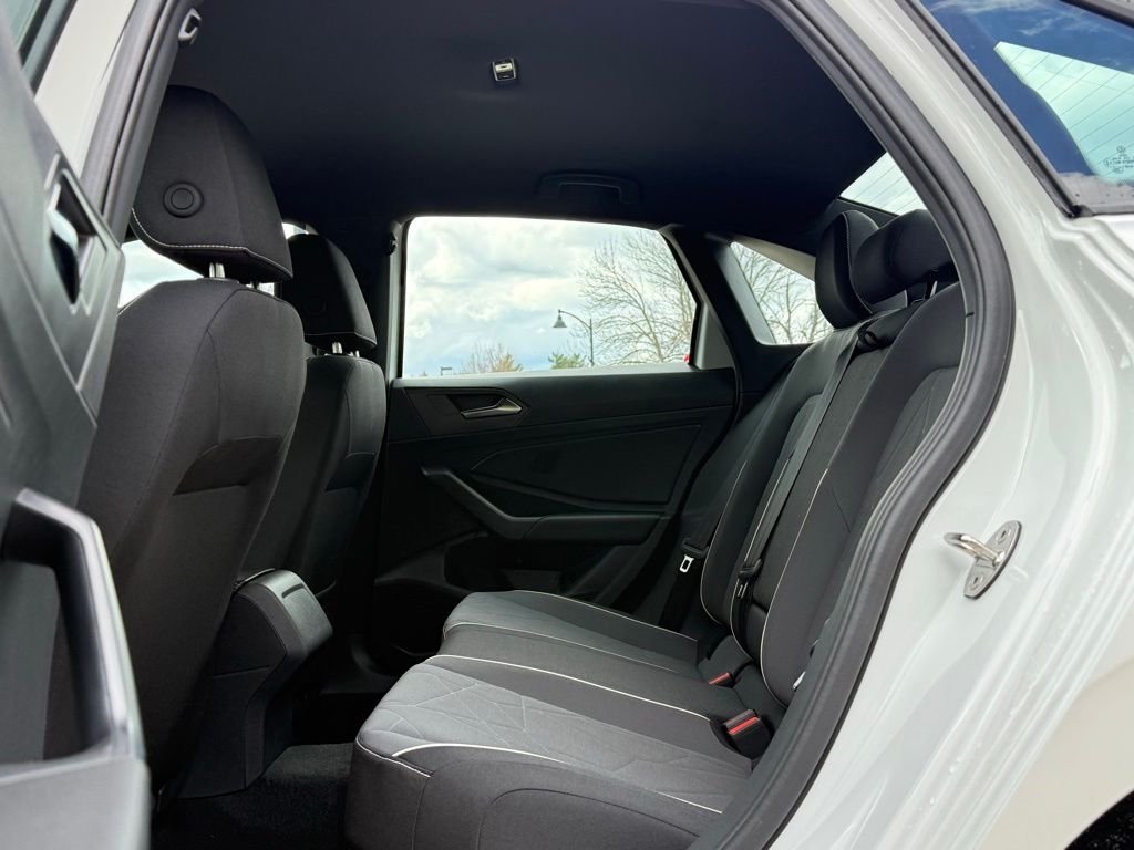New 2026 White Volkswagen 1.5T Sport image 21