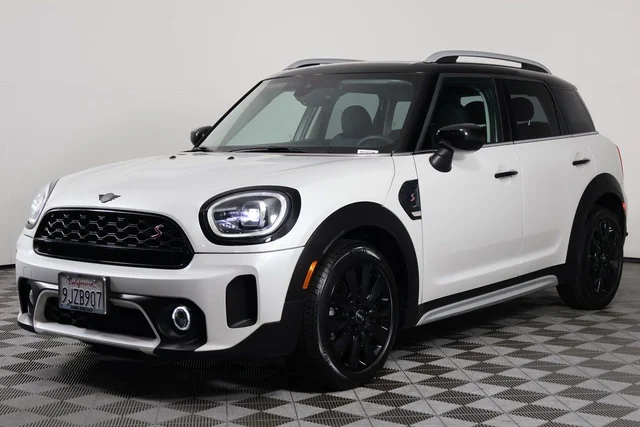 2024 MINI Cooper S Countryman Signature