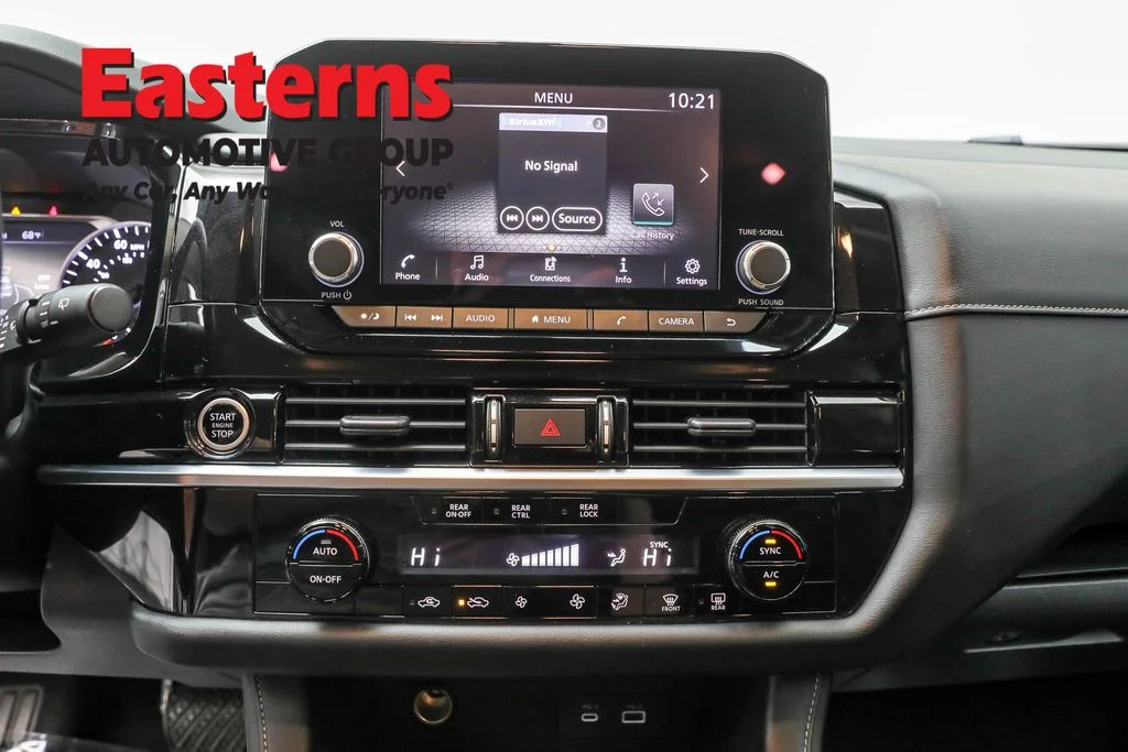 Used 2022 Blue Nissan S image 12
