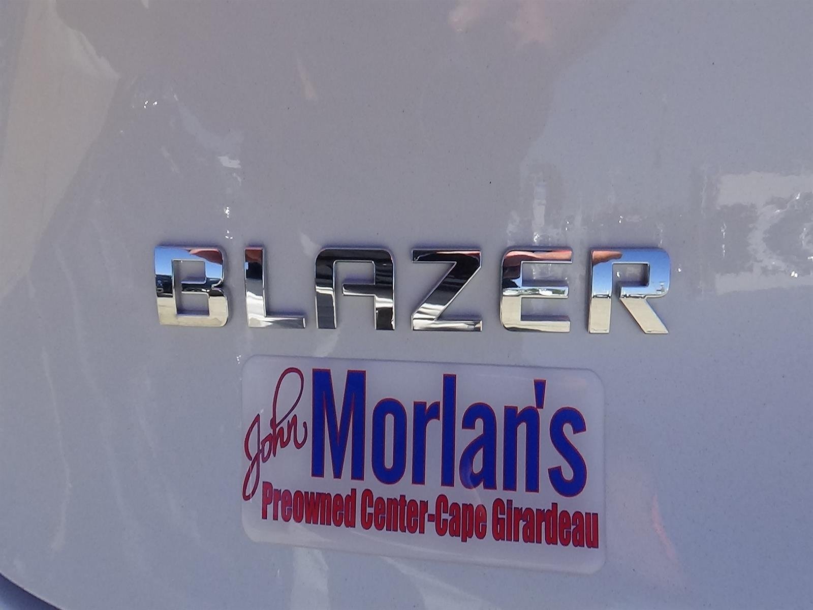 Used 2025 Summit White (gaz) Chevrolet LT image 10