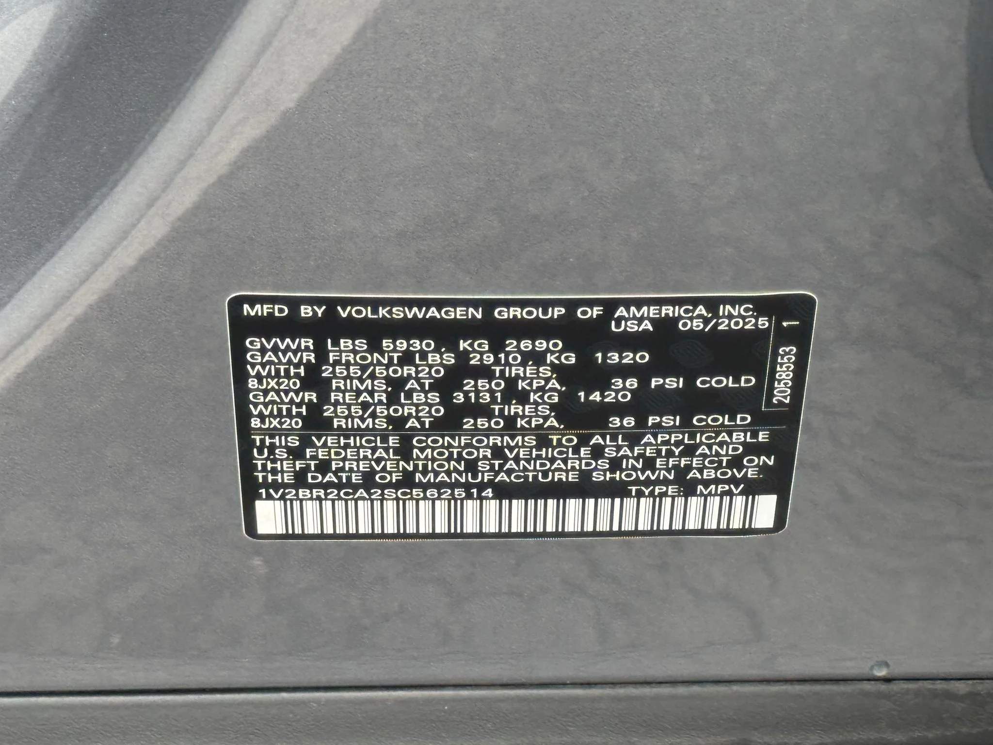 Used 2025 Silver Mist Metallic Volkswagen 2.0T SEL image 37