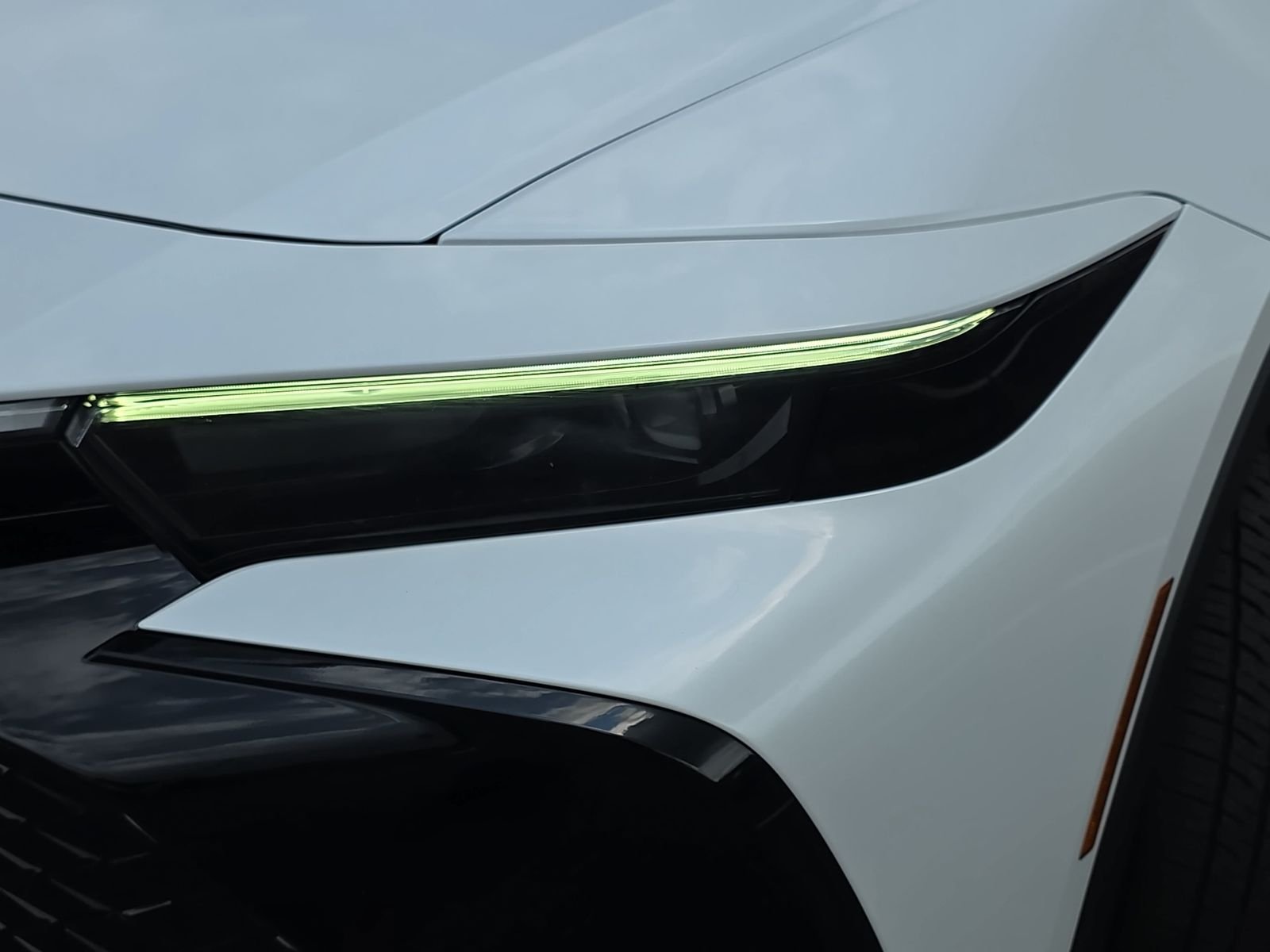 Used 2026 White Toyota XLE image 28