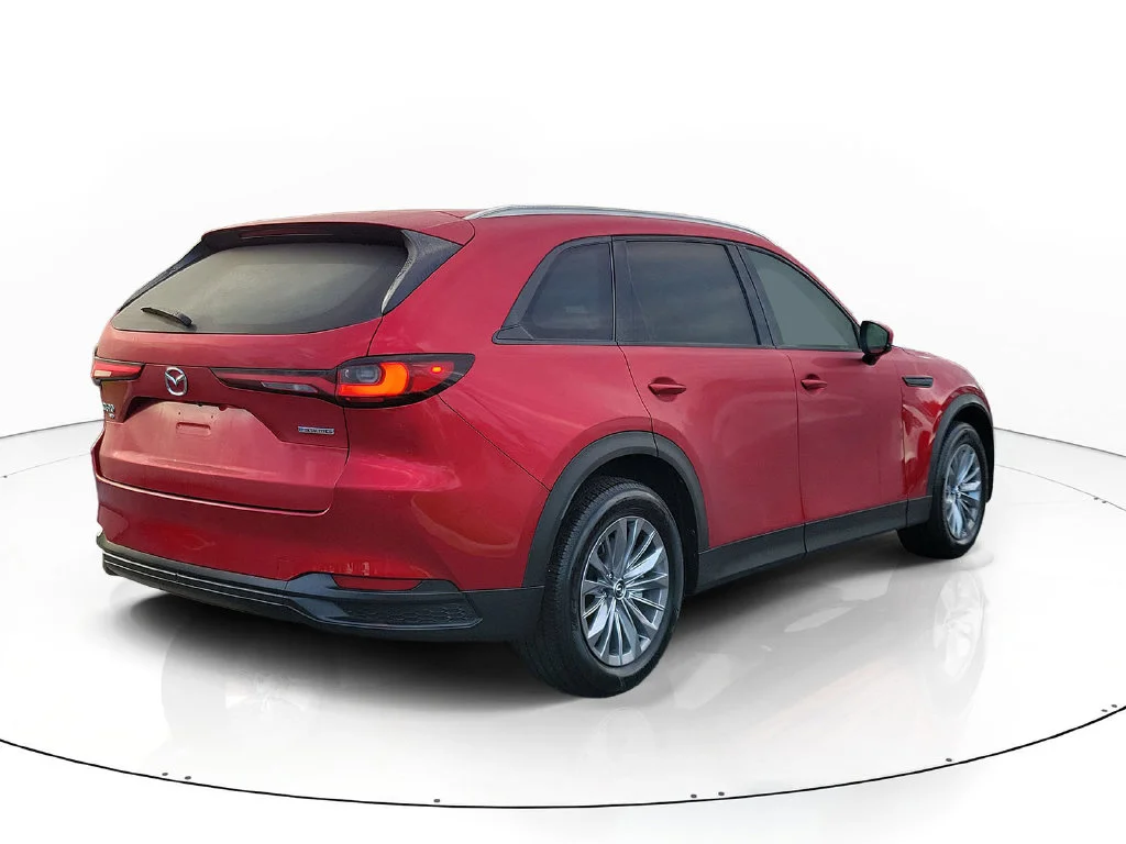 Used 2024 Red Mazda 3.3 Turbo Preferred image 4