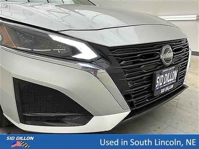 Used 2024 Brilliant Silver Metallic Nissan 2.5 SV image 24
