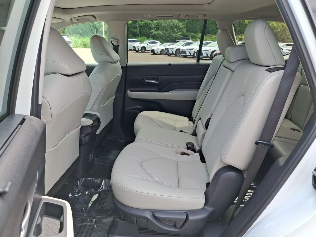 Used 2025 Beige Toyota Limited image 24