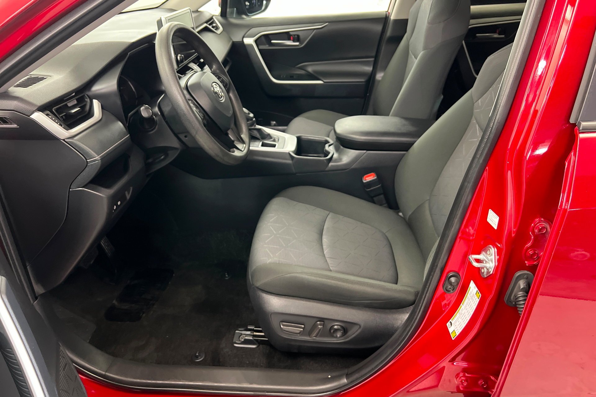 Used 2025 Red Toyota XLE image 17