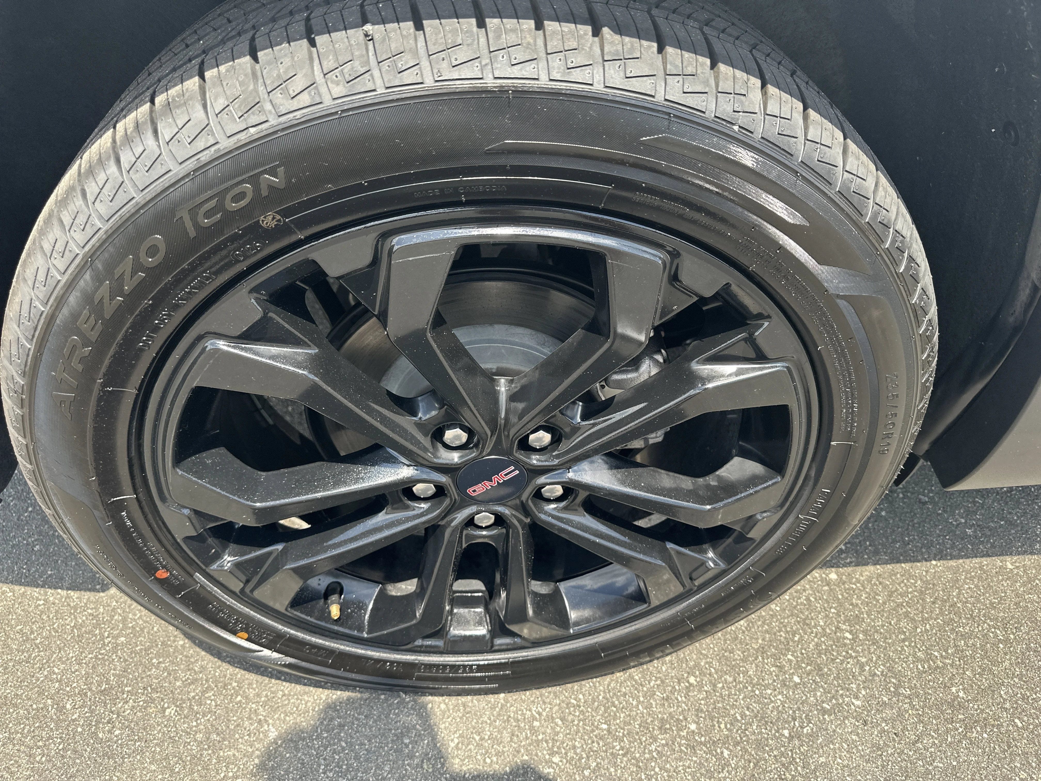 Used 2022 Quicksilver Metallic GMC SLE image 30