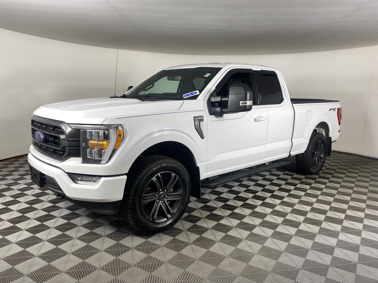 Used 2021 Oxford White Ford XLT image 13