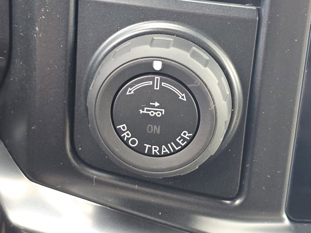 New 2026 Star White Metallic Tri-Coat Ford King Ranch image 12