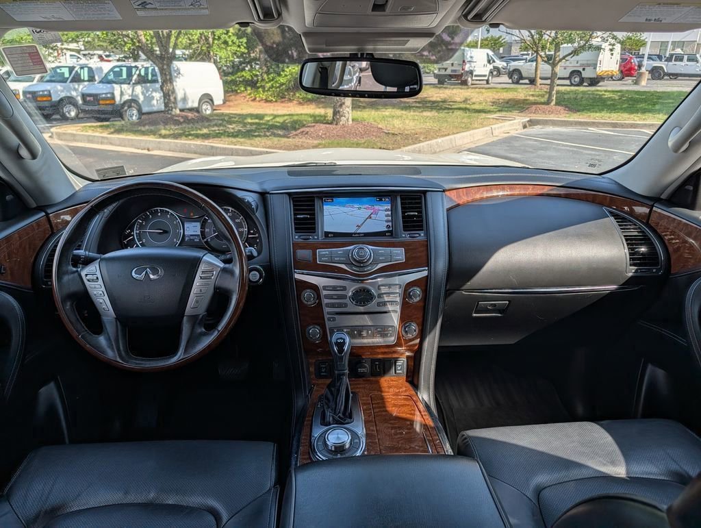 Used 2019 Moonstone White INFINITI LUXE image 10
