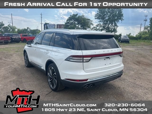 2021 Lincoln Aviator Reserve Luxury photo 4