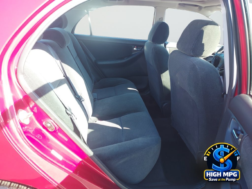 Used 2005 Red Toyota S image 25