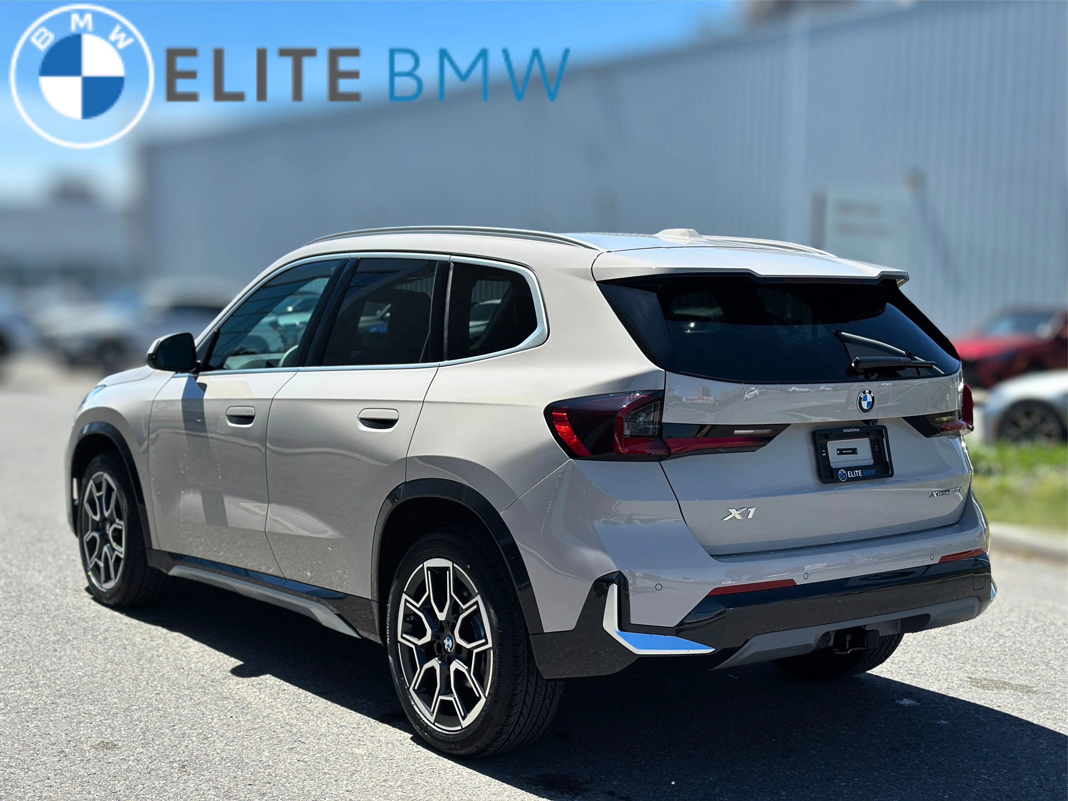 Used 2026 Dune Grey Metallic BMW xDrive28i image 9