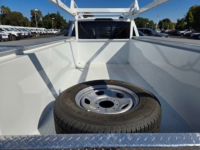 New 2026 White Ford F350 4X2S/CCCSR image 64