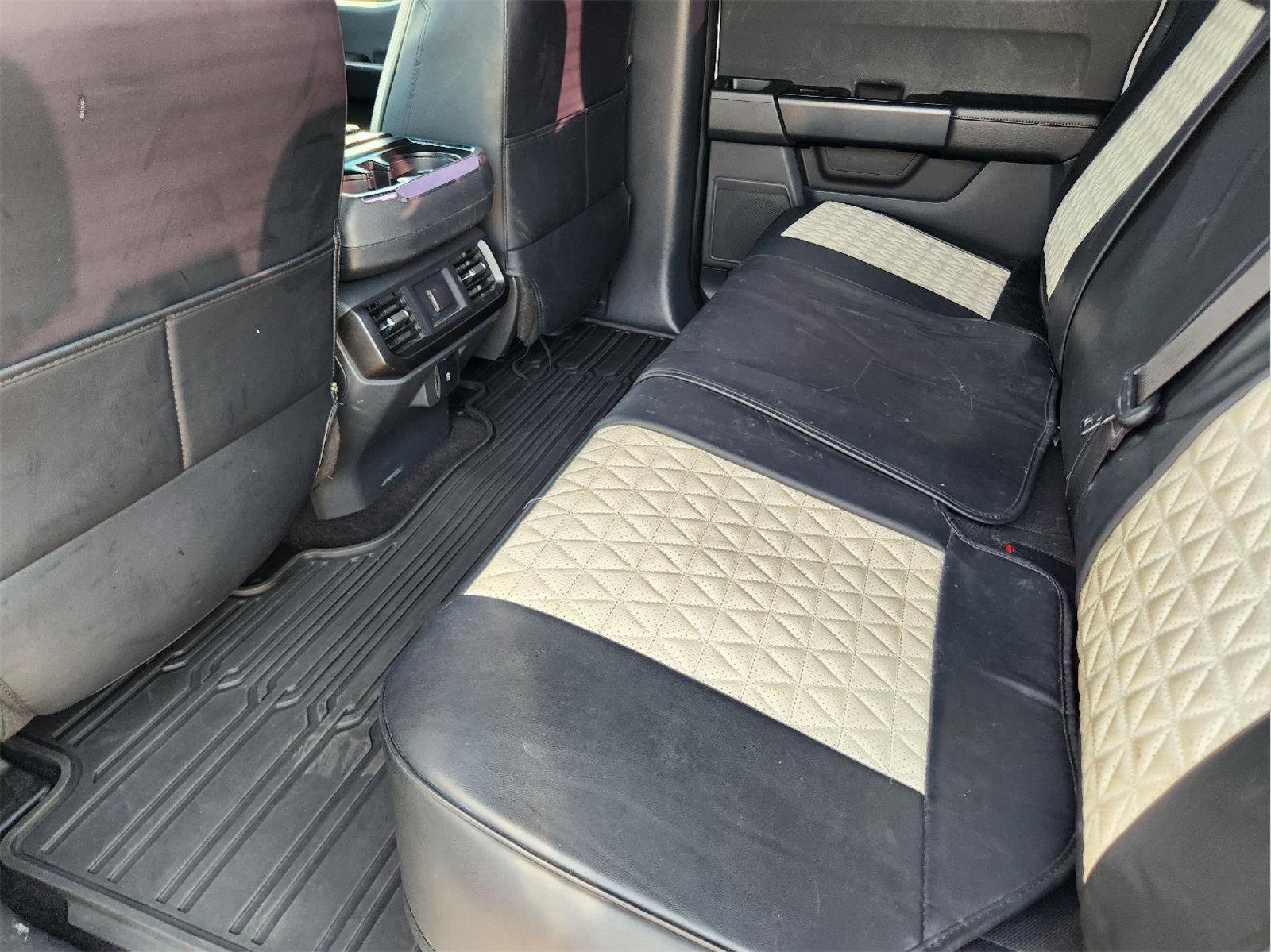 Used 2022 Oxford White Ford XL image 29