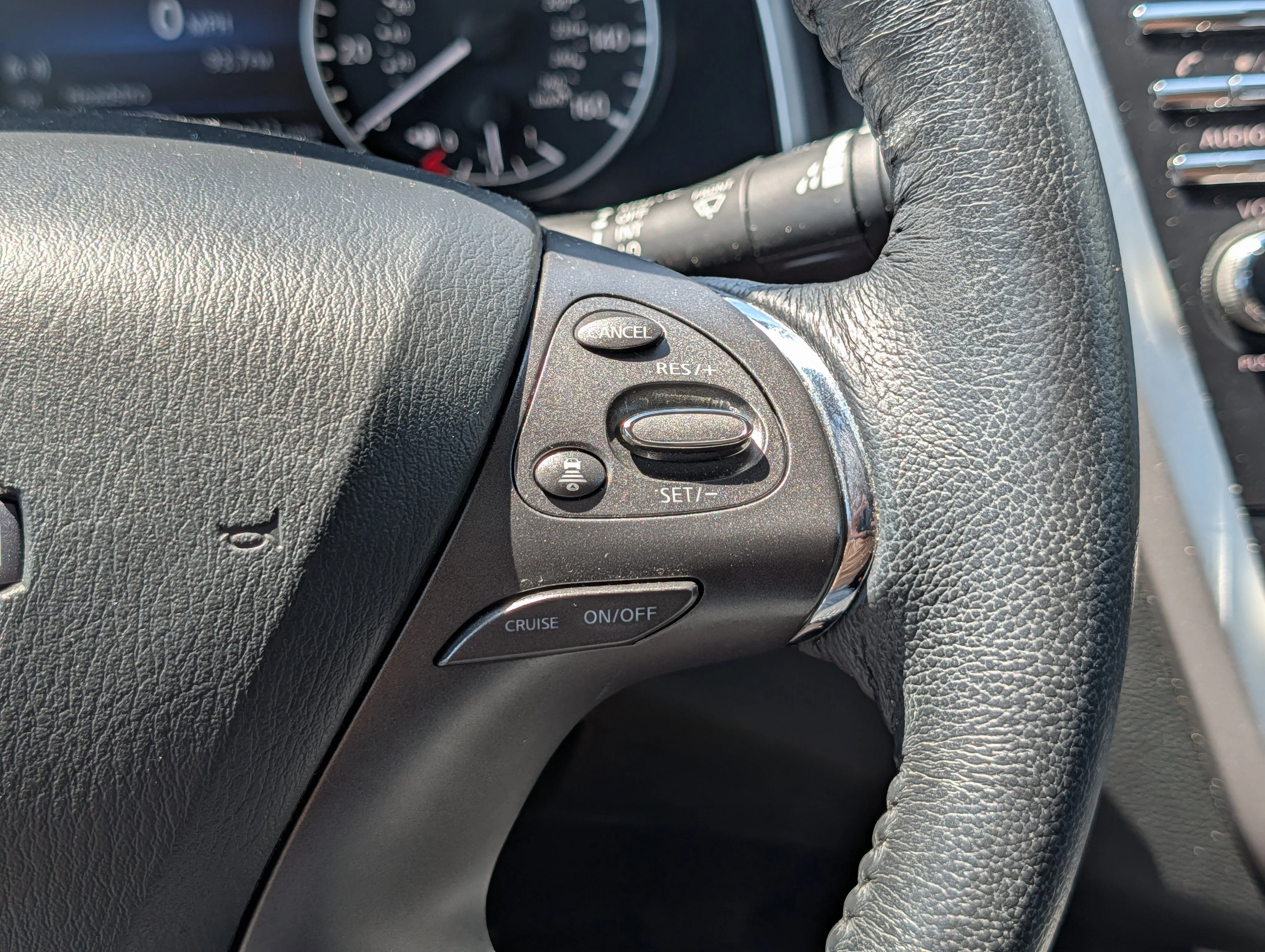 Used 2024 Boulder Gray Pearl Nissan SV image 30