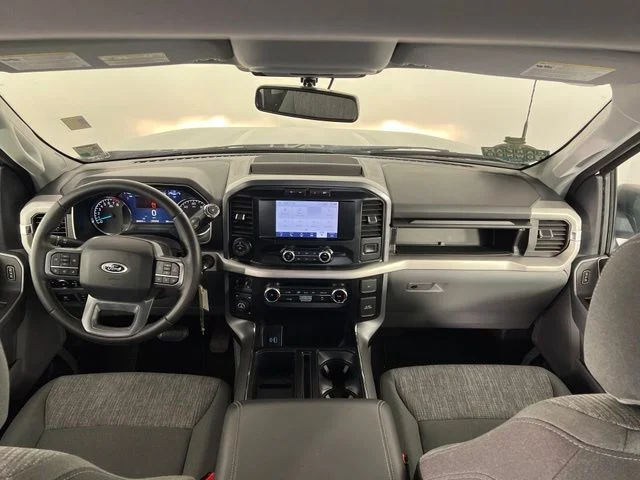 Used 2023 White Ford XLT image 34