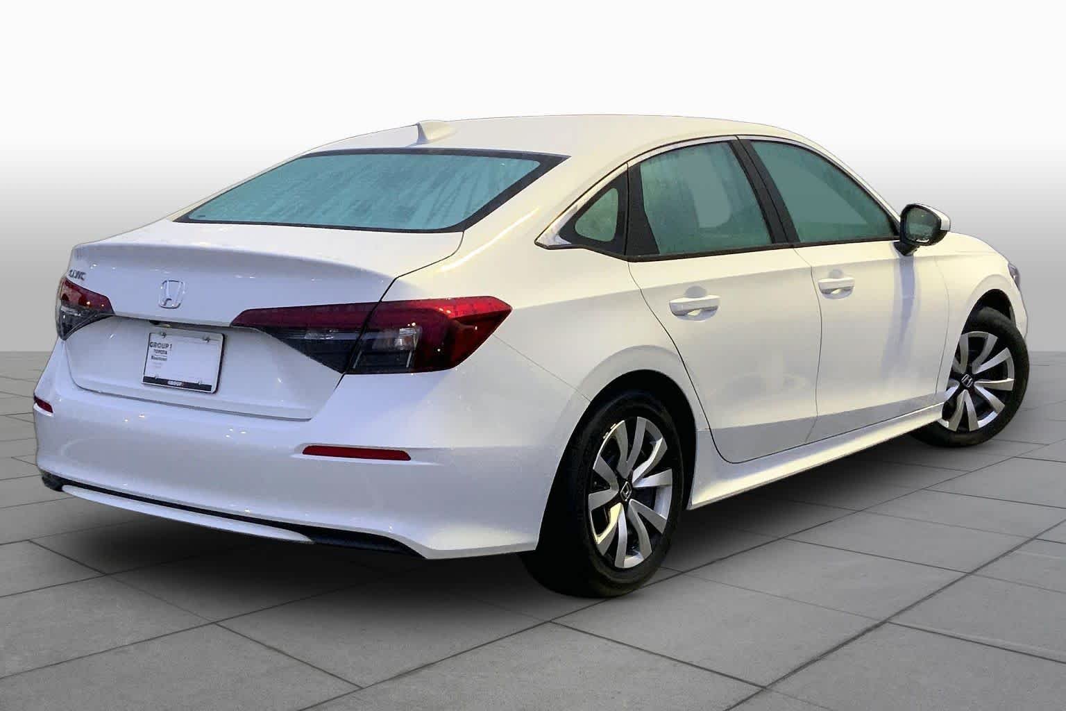 Used 2026 Platinum White Pearl Honda LX image 13