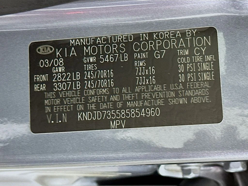 Used 2008 Alpine Gray Kia LX image 29