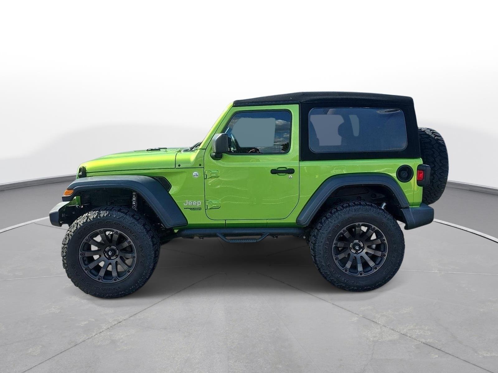 Used 2018 Mojito! Clearcoat Jeep Sport image 9