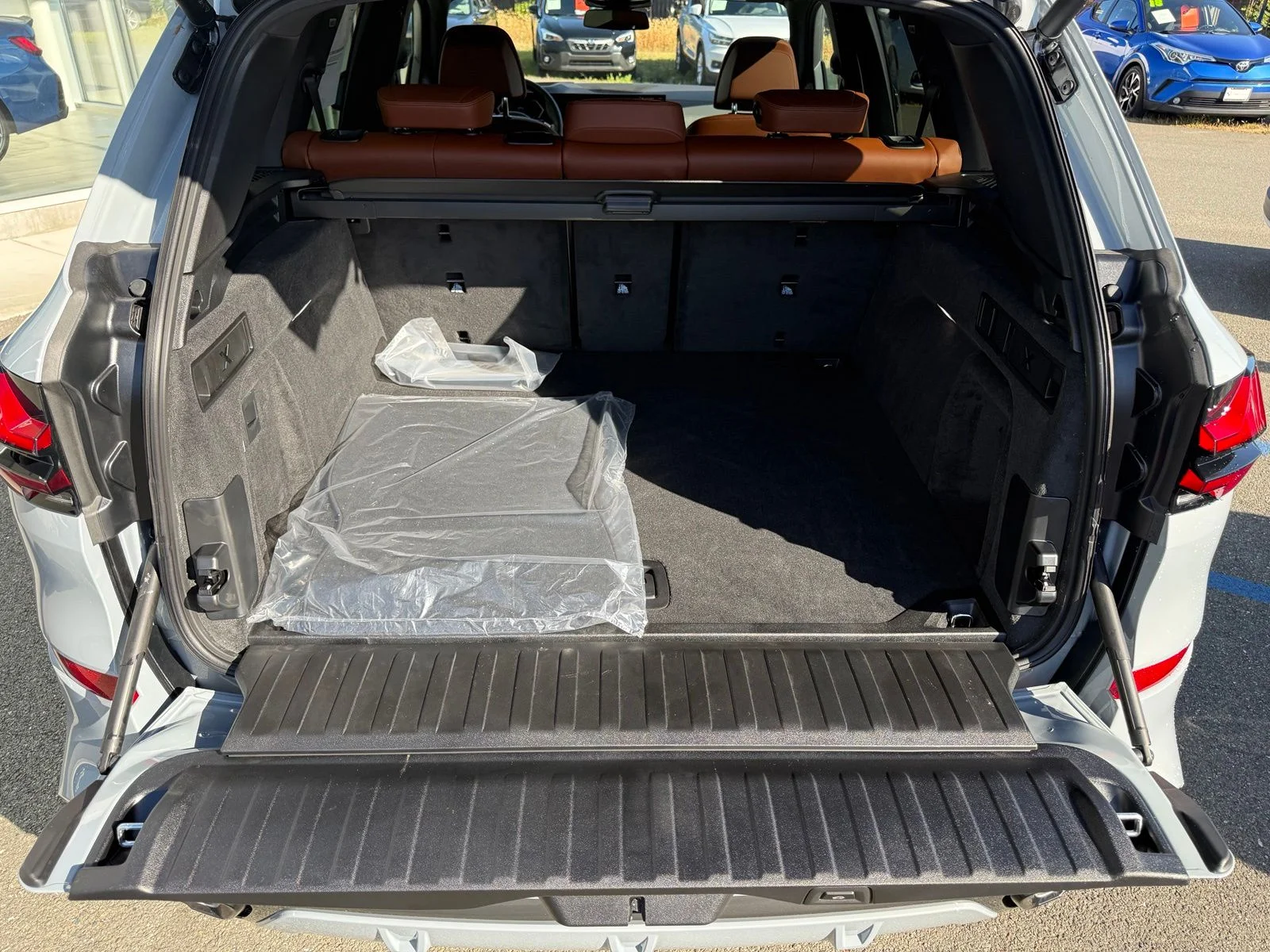 New 2026 Brooklyn Grey Metallic BMW xDrive40i image 35