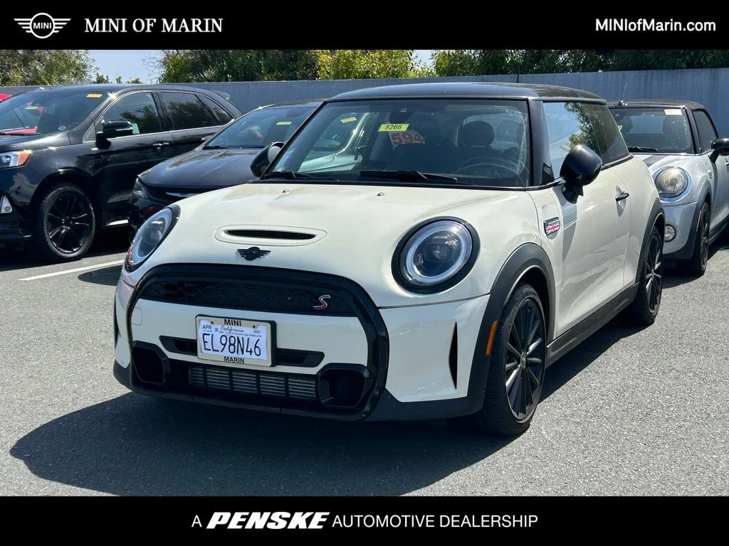 2023 MINI Cooper Cooper S 3 Door's photo