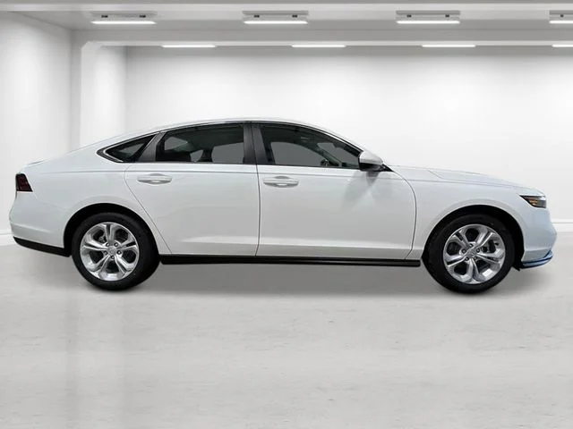 New 2026 Platinum White Pearl Honda LX image 8