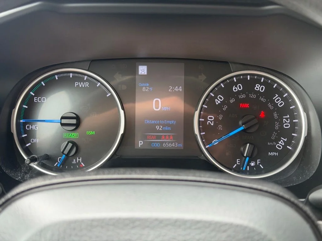 Used 2022 Gray Toyota XLE image 20