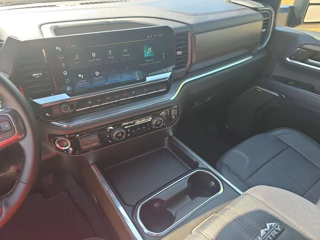 Used 2024 Black Chevrolet High Country image 20
