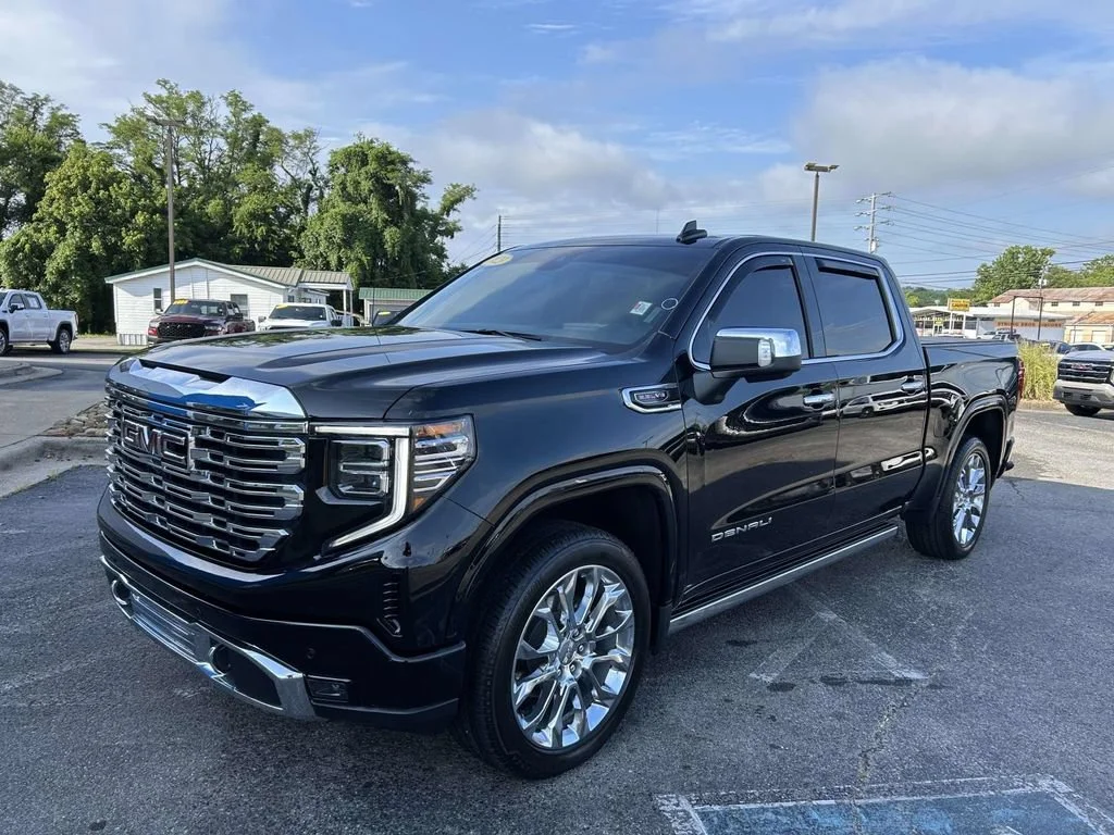 Used 2023 Onyx Black GMC Denali image 8