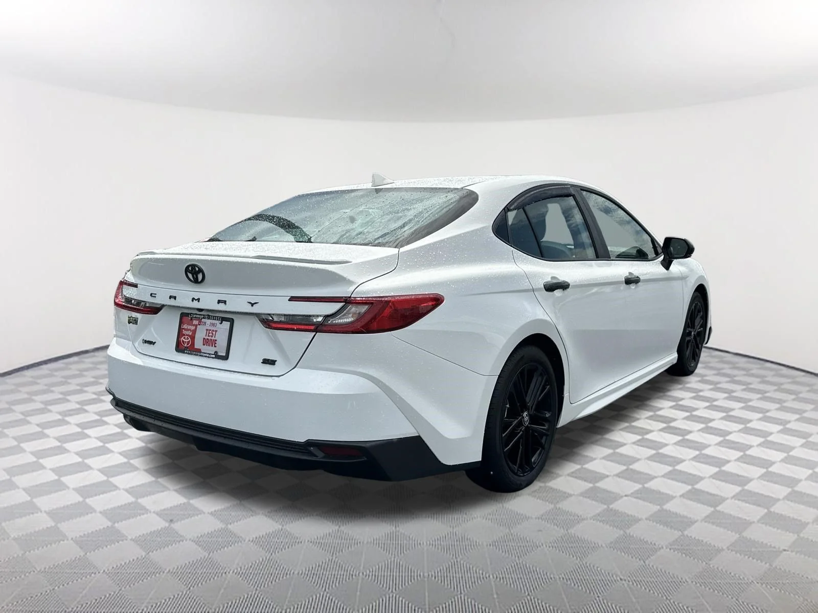 Used 2026 Ice Cap Toyota SE image 5