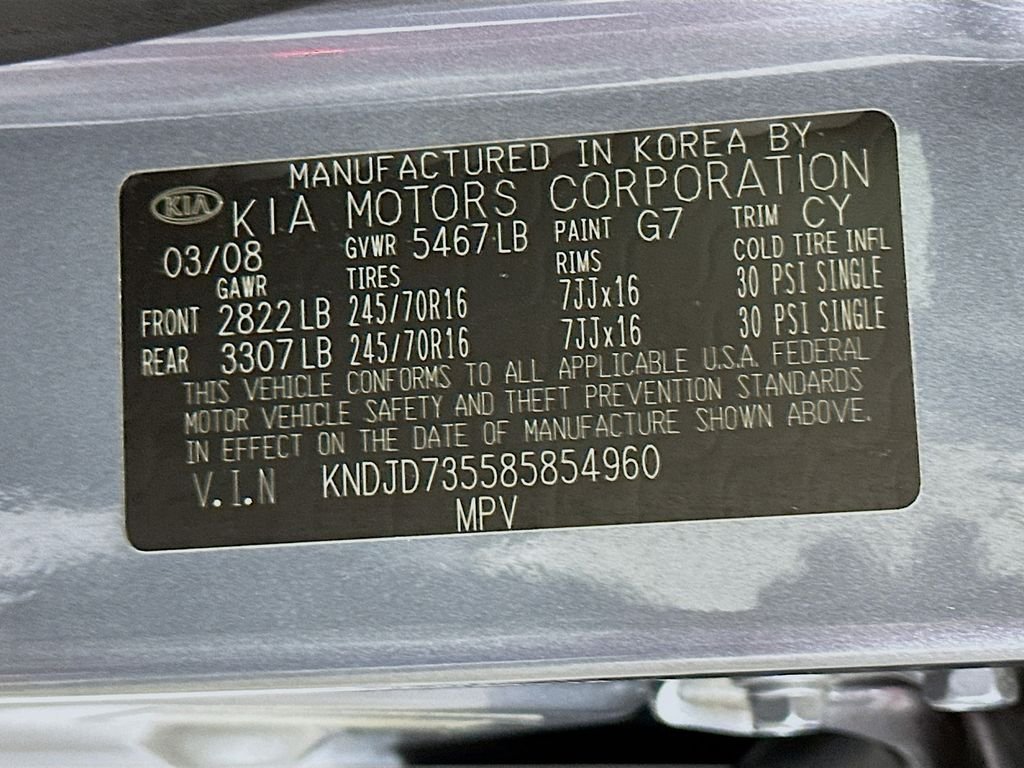 Used 2008 Alpine Gray Kia LX image 29