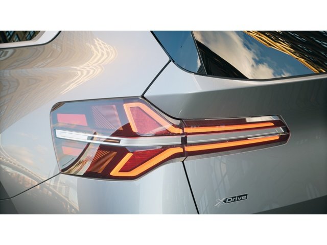 New 2026 Skyscraper Grey Metallic BMW  image 8