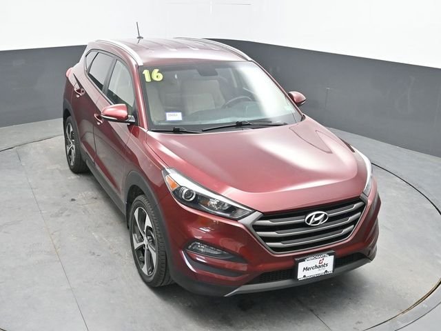 Used 2016 Red Hyundai Sport image 29
