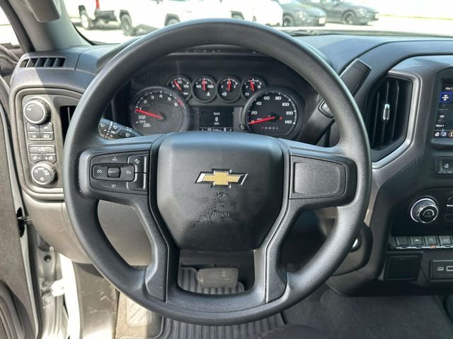 Used 2022 Silver Chevrolet Custom image 17