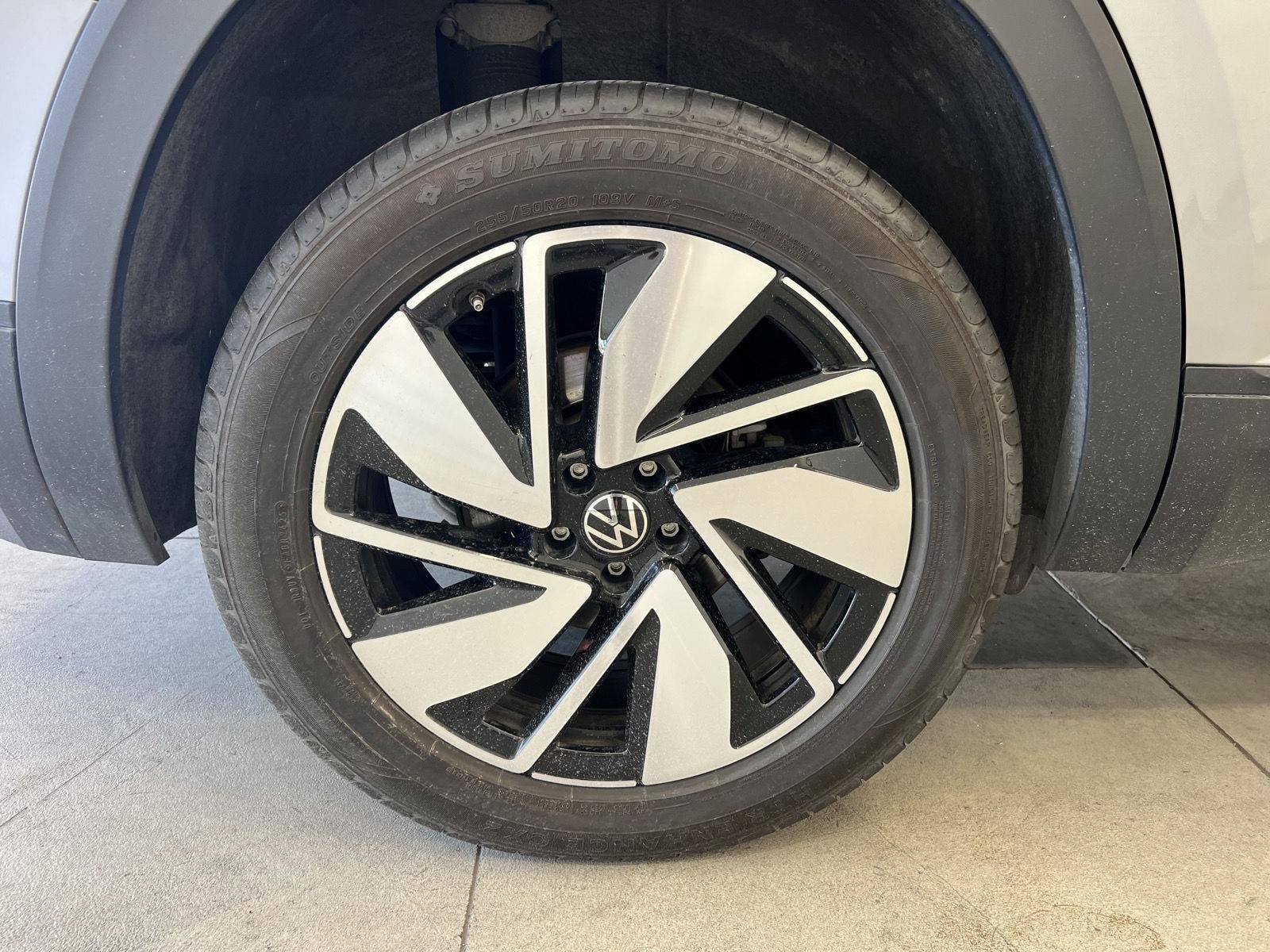 2025 Volkswagen Atlas SE w/Tech - Photo 9