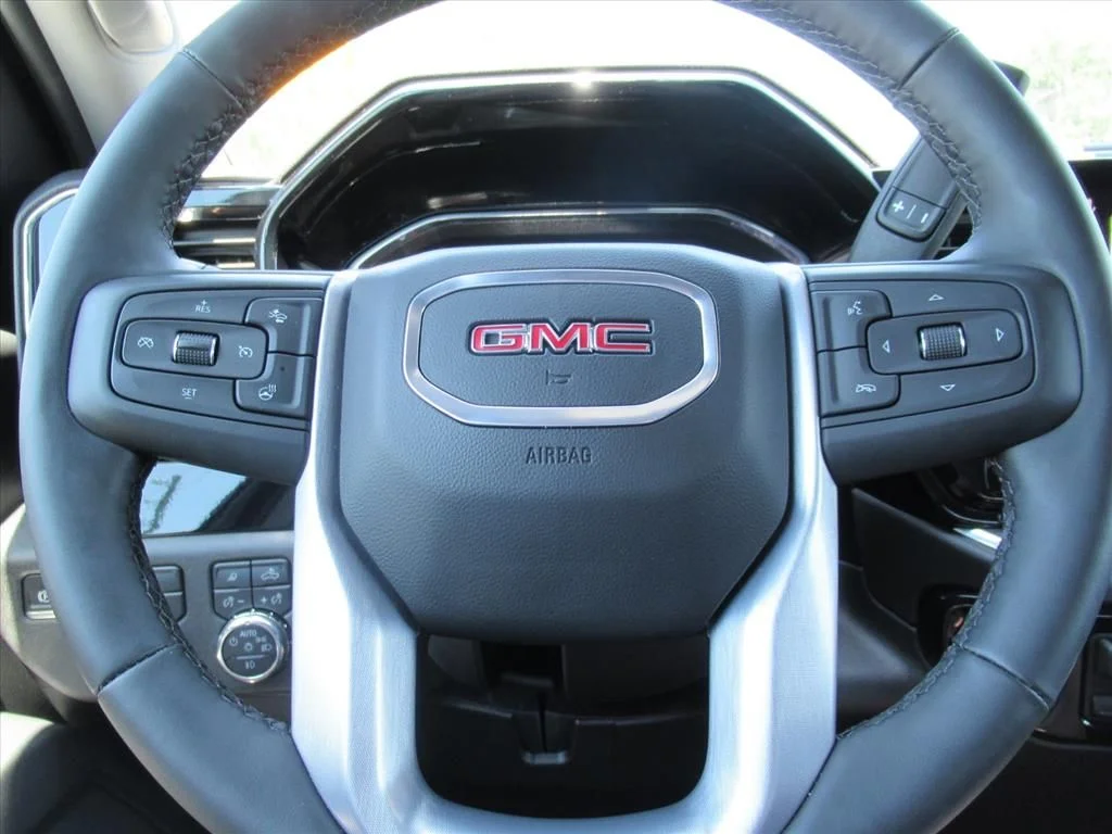 Used 2026 Silver GMC SLT image 21