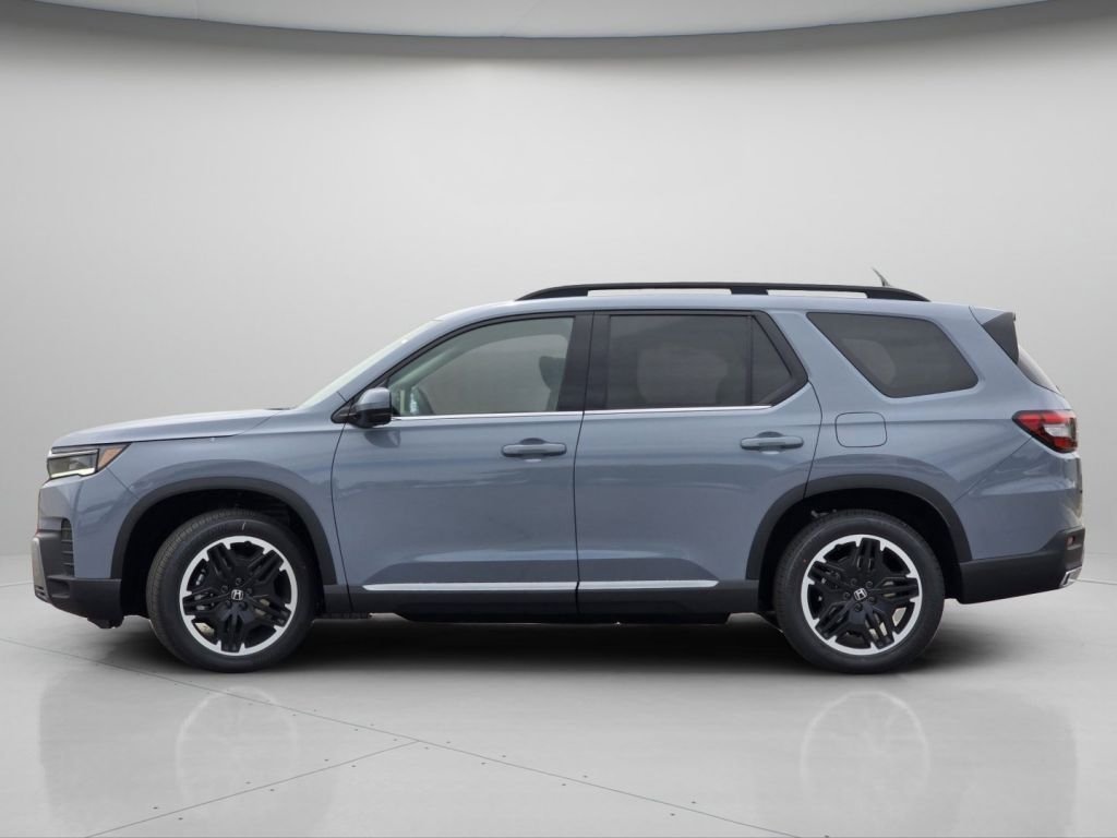 New 2026 Sonic Gray Pearl Honda Touring image 19