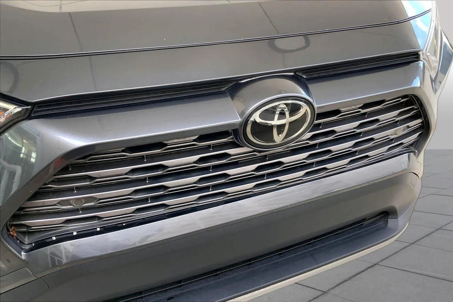 Used 2020 Magnetic Gray Metallic Toyota Limited image 29